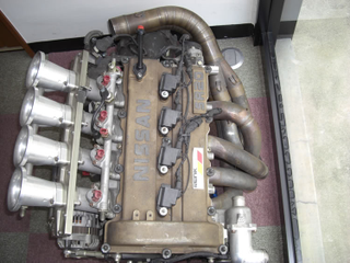 Illustration for article titled ITBs And Engine Porn Mega-Gallery